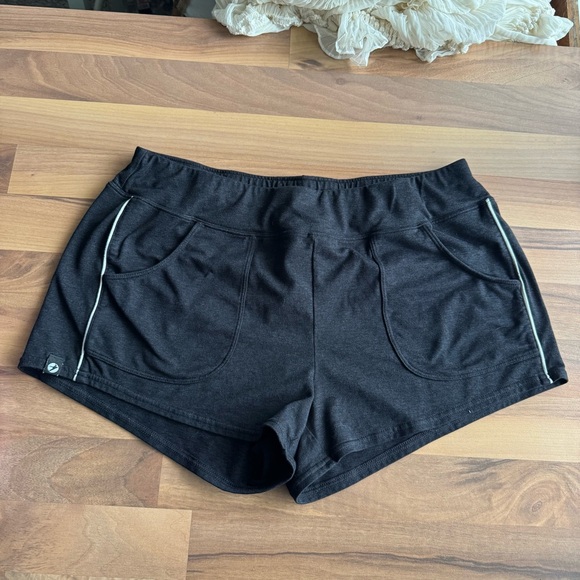 Oiselle‎ Lux shorts - Picture 1 of 7